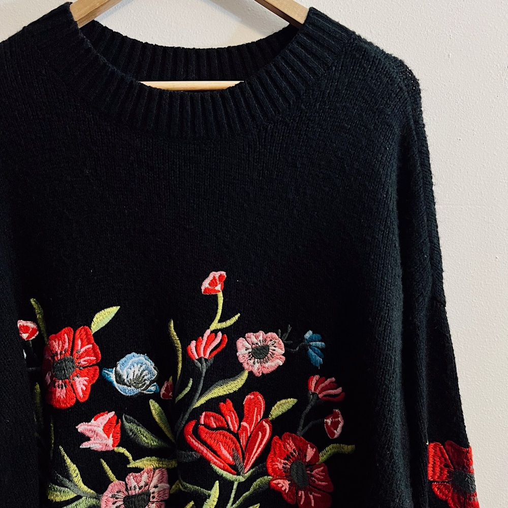 romeo + juliet couture embroidered wool blend sweater